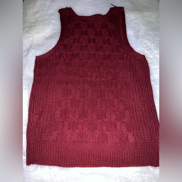 6/$15 Bundle Sale: NWOT Ally Mae Knit Tank Top - Picture 4 of 5